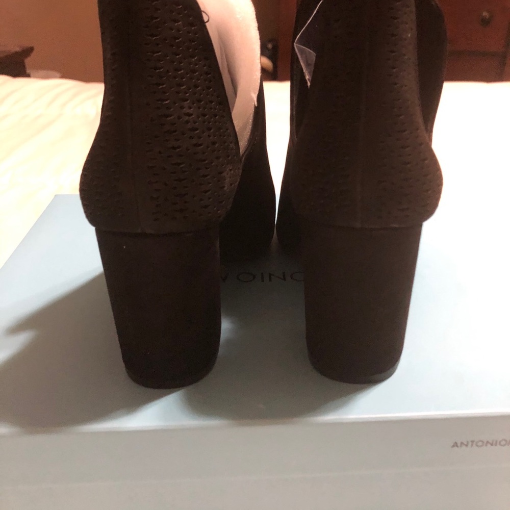 Antonio Melani Block Heel Booties